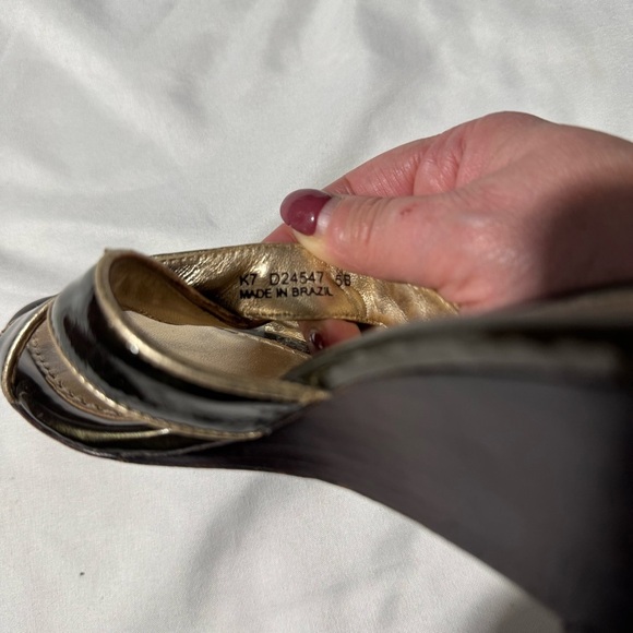 Cole Haan Wedge Sandals Green and Gold Size 5B - Picture 8 of 11